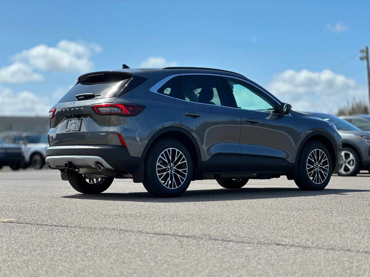 2025 Ford Escape PHEV FWD Photo5