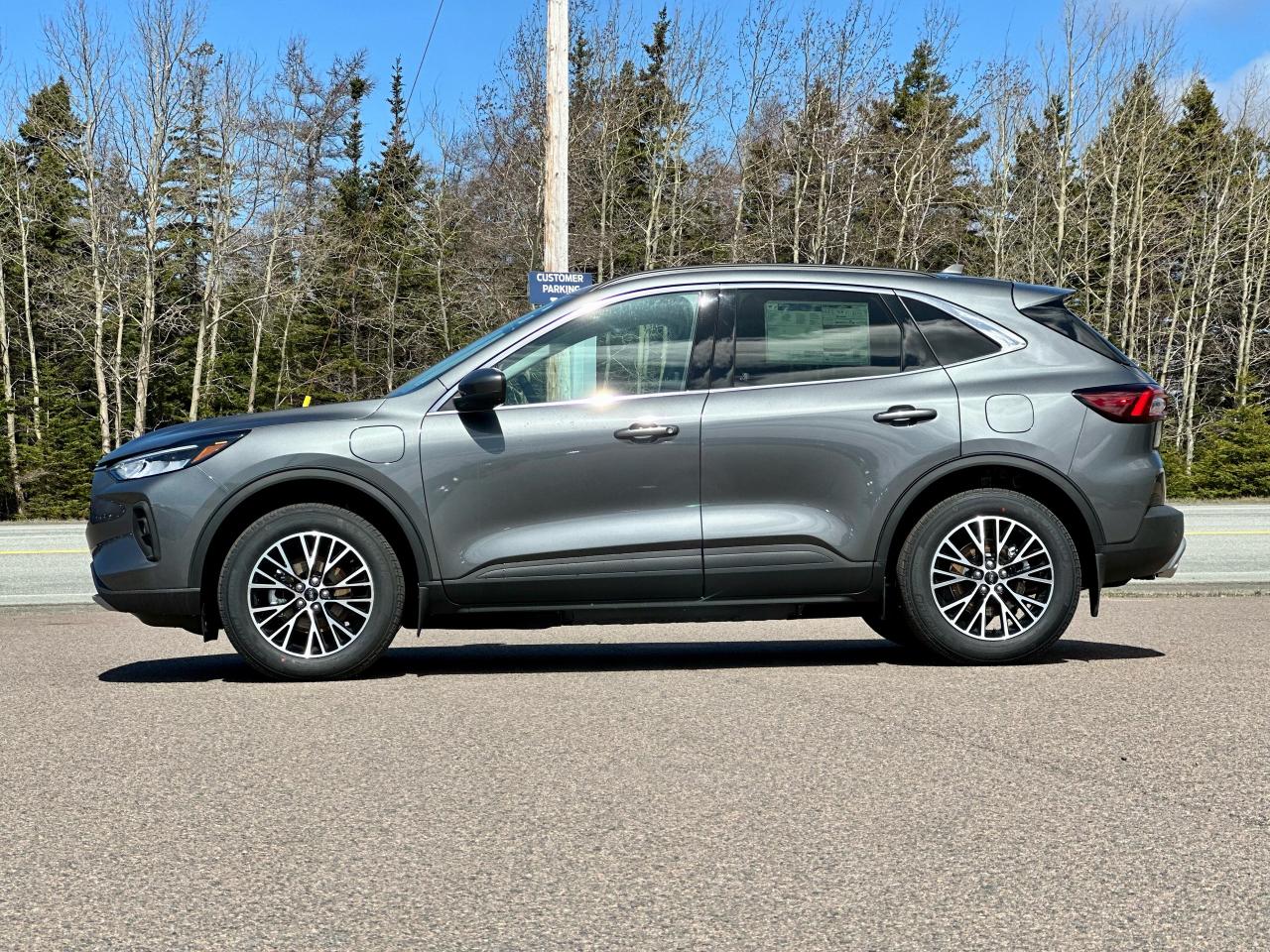 2025 Ford Escape PHEV FWD Photo5