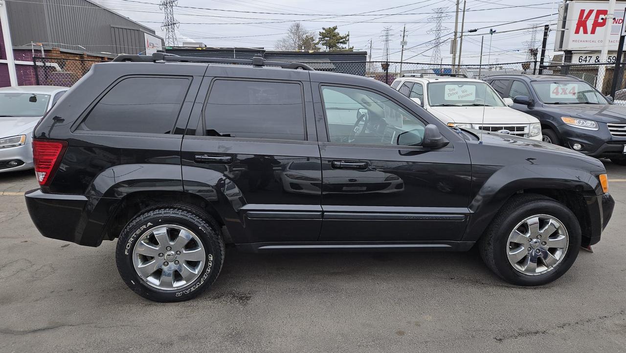 2008 Jeep Grand Cherokee 4WD 4Dr Laredo Photo
