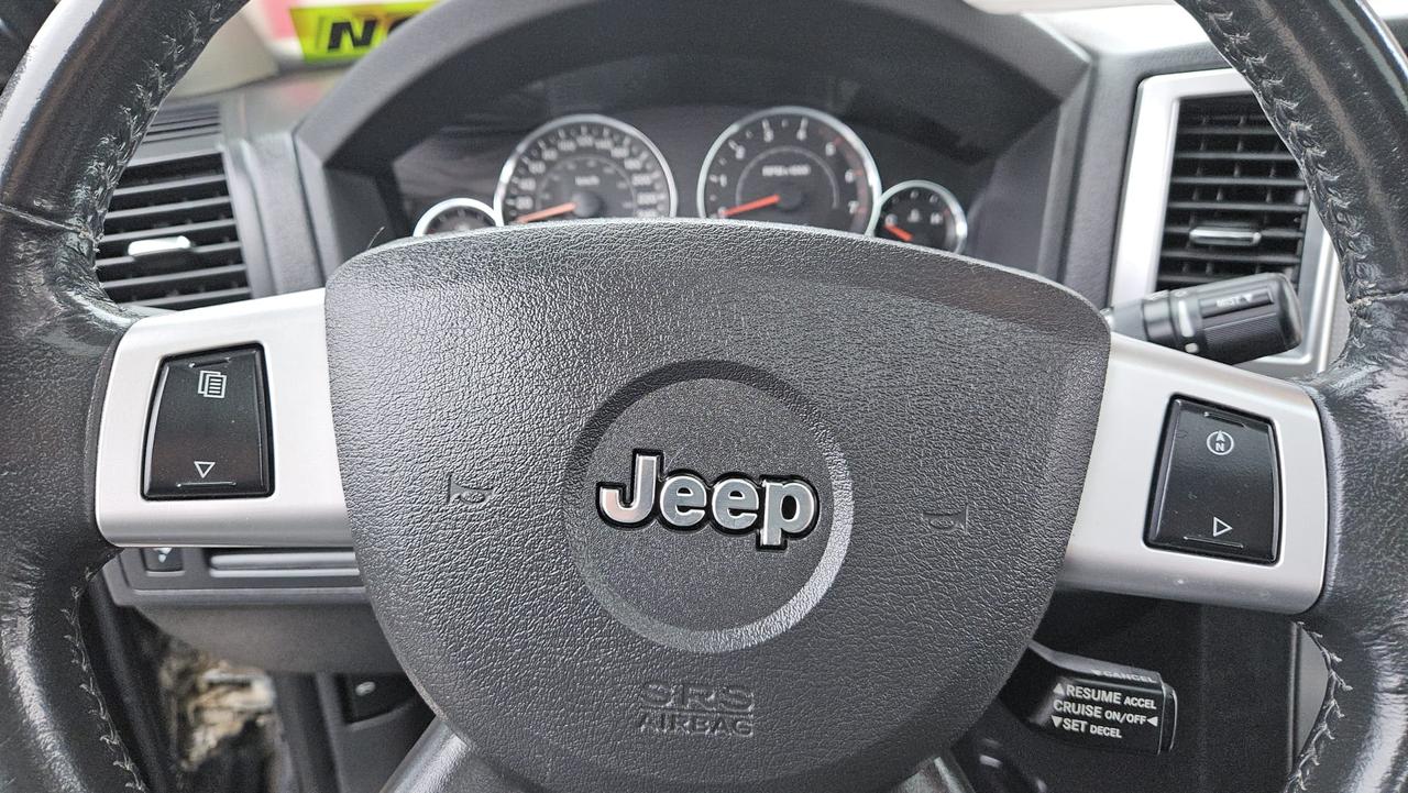 2008 Jeep Grand Cherokee 4WD 4Dr Laredo Photo