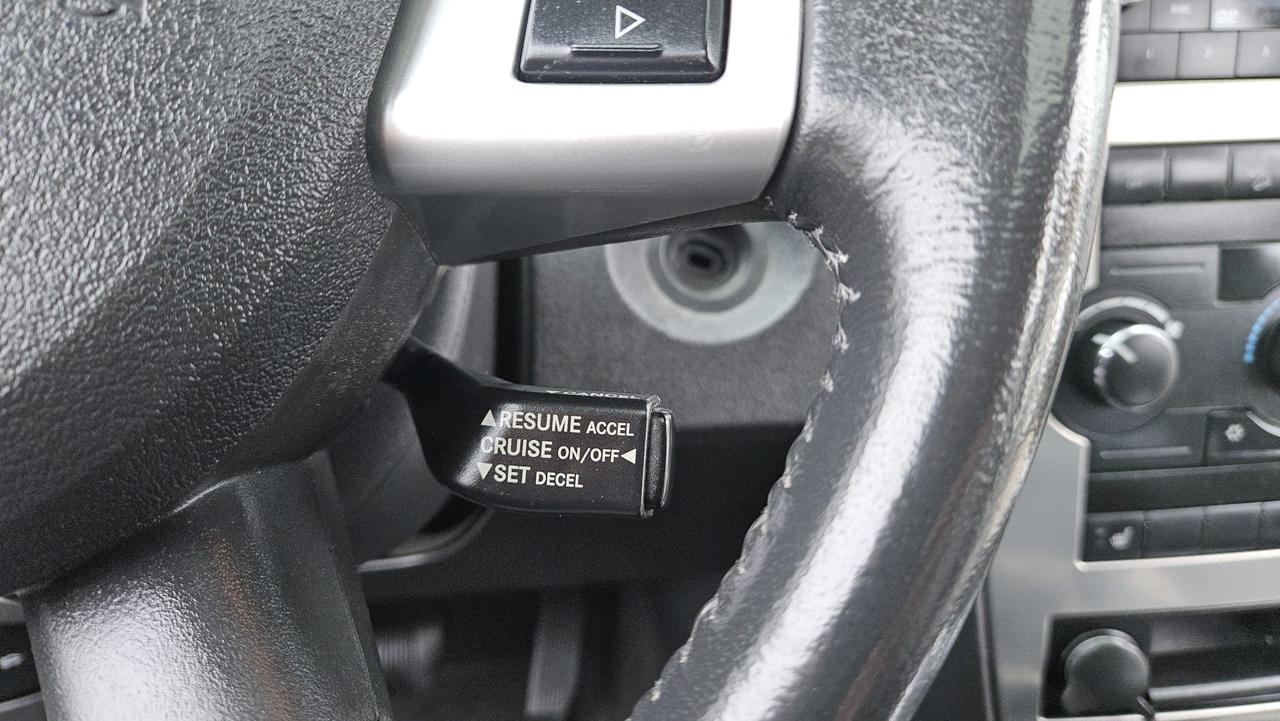 2008 Jeep Grand Cherokee 4WD 4Dr Laredo Photo