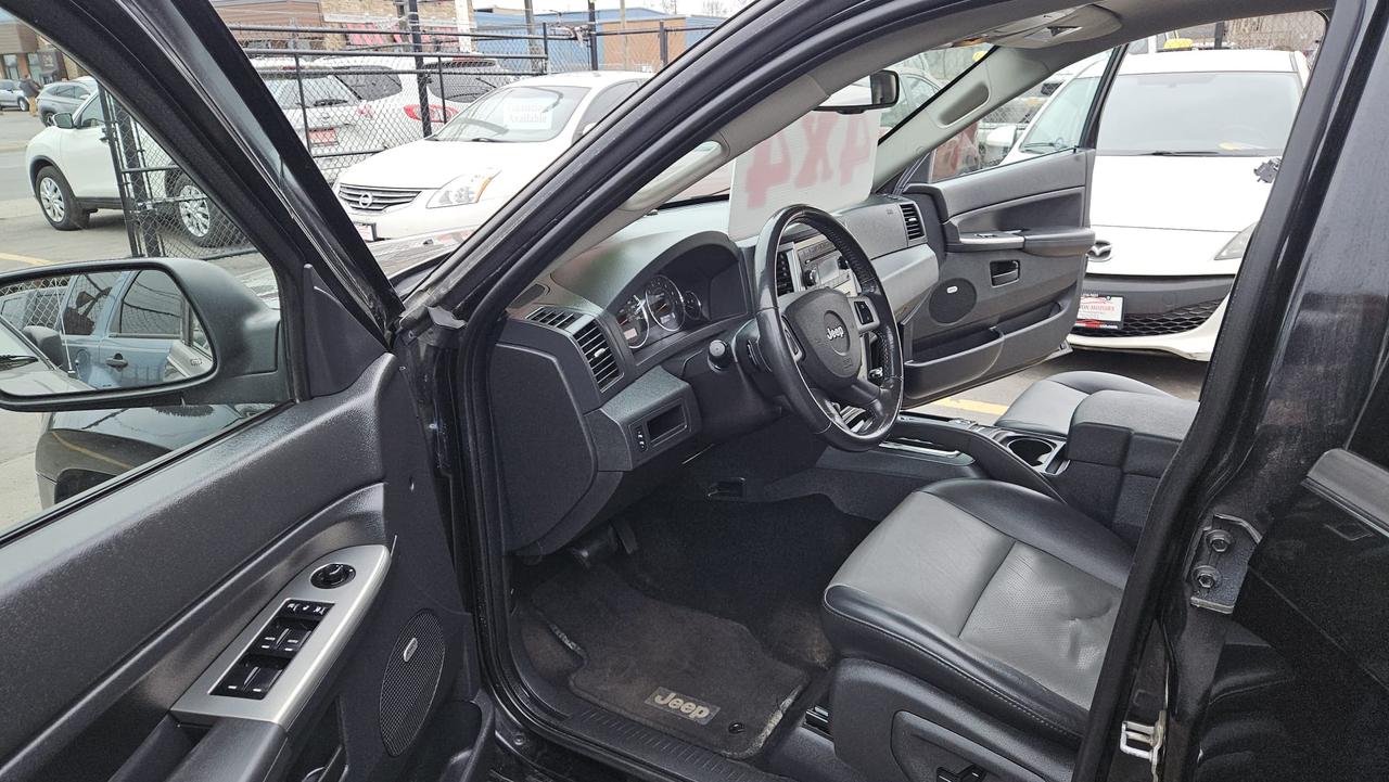 2008 Jeep Grand Cherokee 4WD 4Dr Laredo Photo