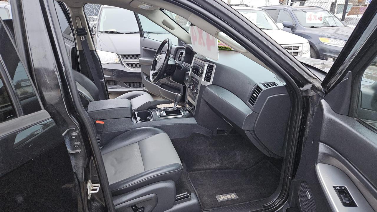 2008 Jeep Grand Cherokee 4WD 4Dr Laredo Photo