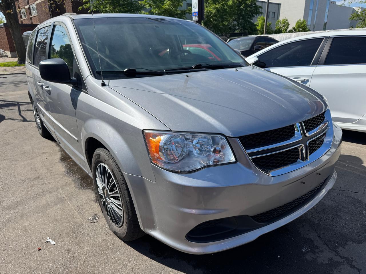 2015 Dodge Grand Caravan SXT - Photo #3