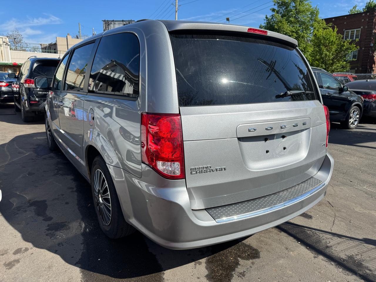 2015 Dodge Grand Caravan SXT - Photo #7