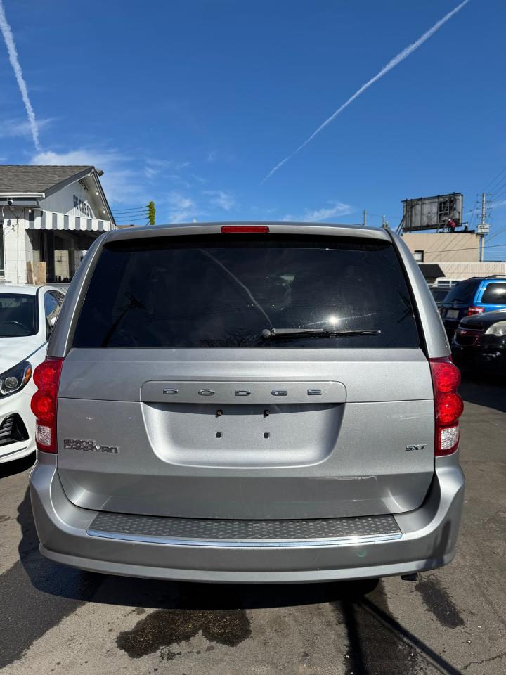 2015 Dodge Grand Caravan SXT - Photo #6