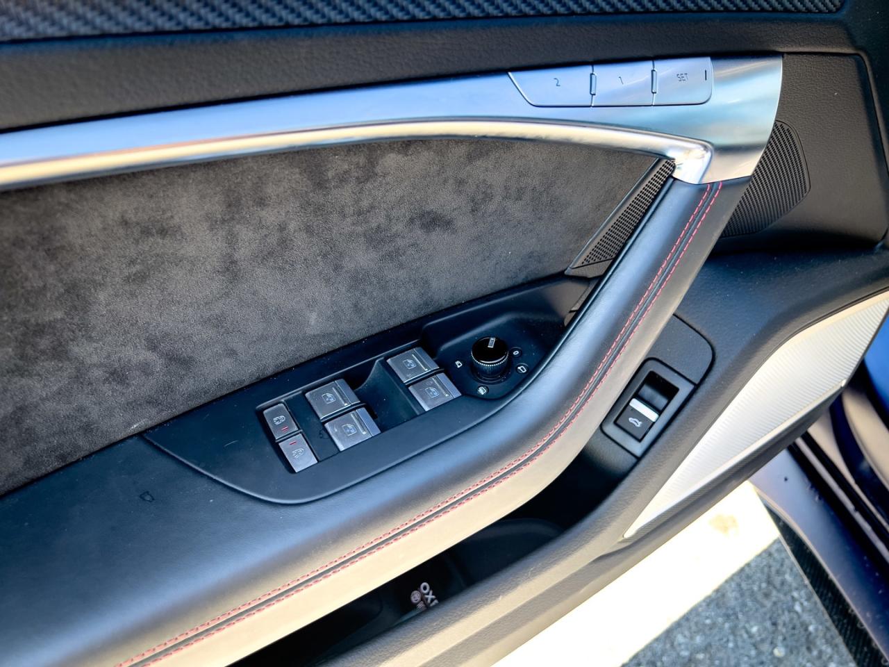 2021 Audi RS 6 Avant quattro Dynamic, Carbon Optics, Exclusive Matte - Photo #13