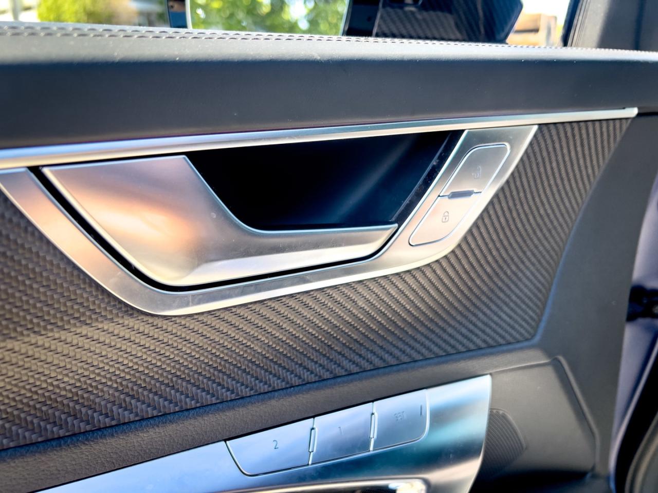 2021 Audi RS 6 Avant quattro Dynamic, Carbon Optics, Exclusive Matte - Photo #14