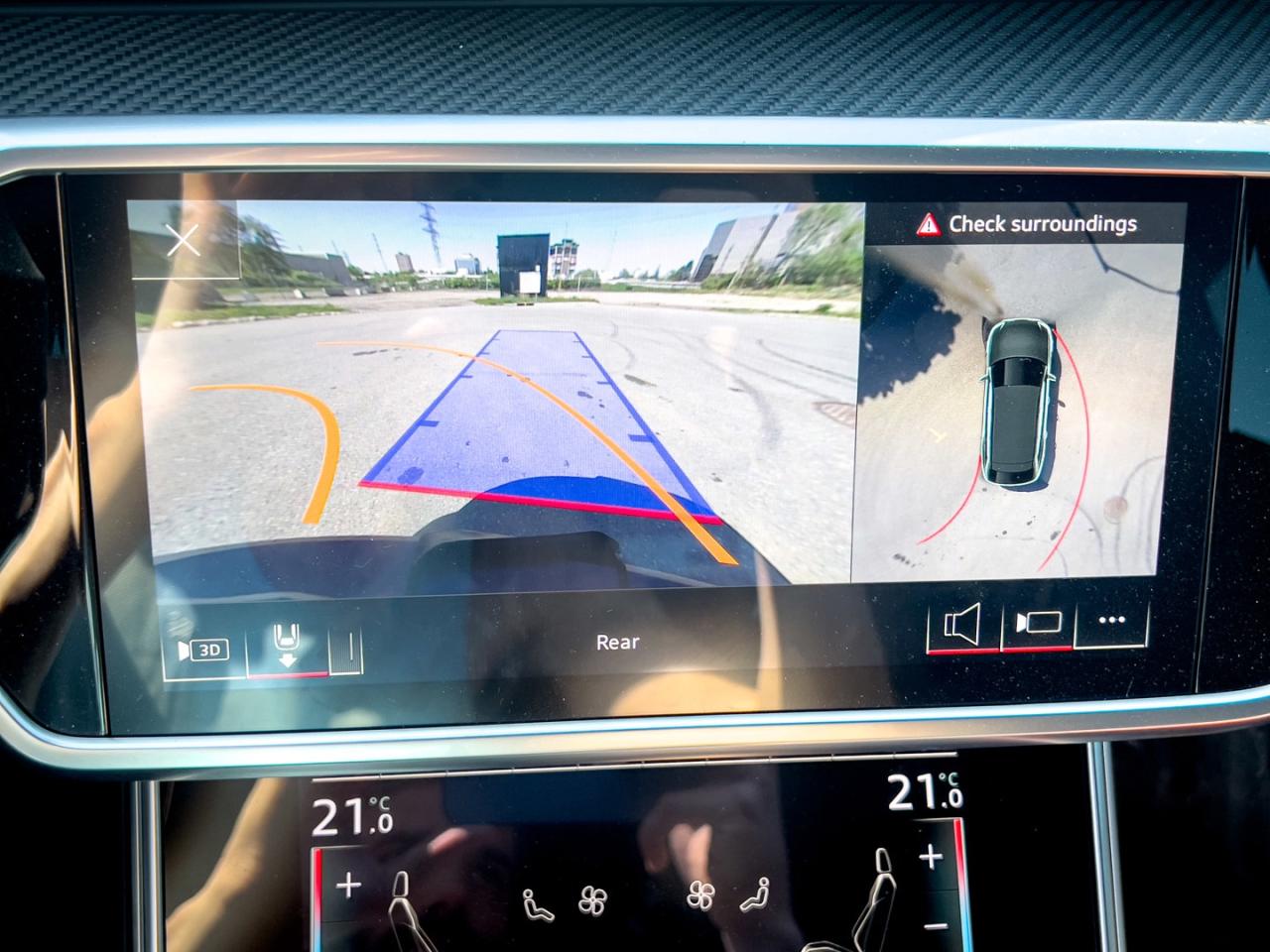 2021 Audi RS 6 Avant quattro Dynamic, Carbon Optics, Exclusive Matte - Photo #18