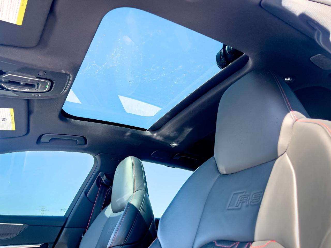2021 Audi RS 6 Avant quattro Dynamic, Carbon Optics, Exclusive Matte - Photo #24