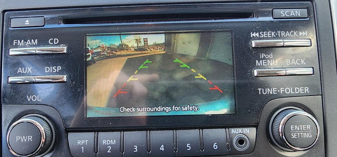 2015 Nissan Micra SV Plus with back up camera - Photo #16
