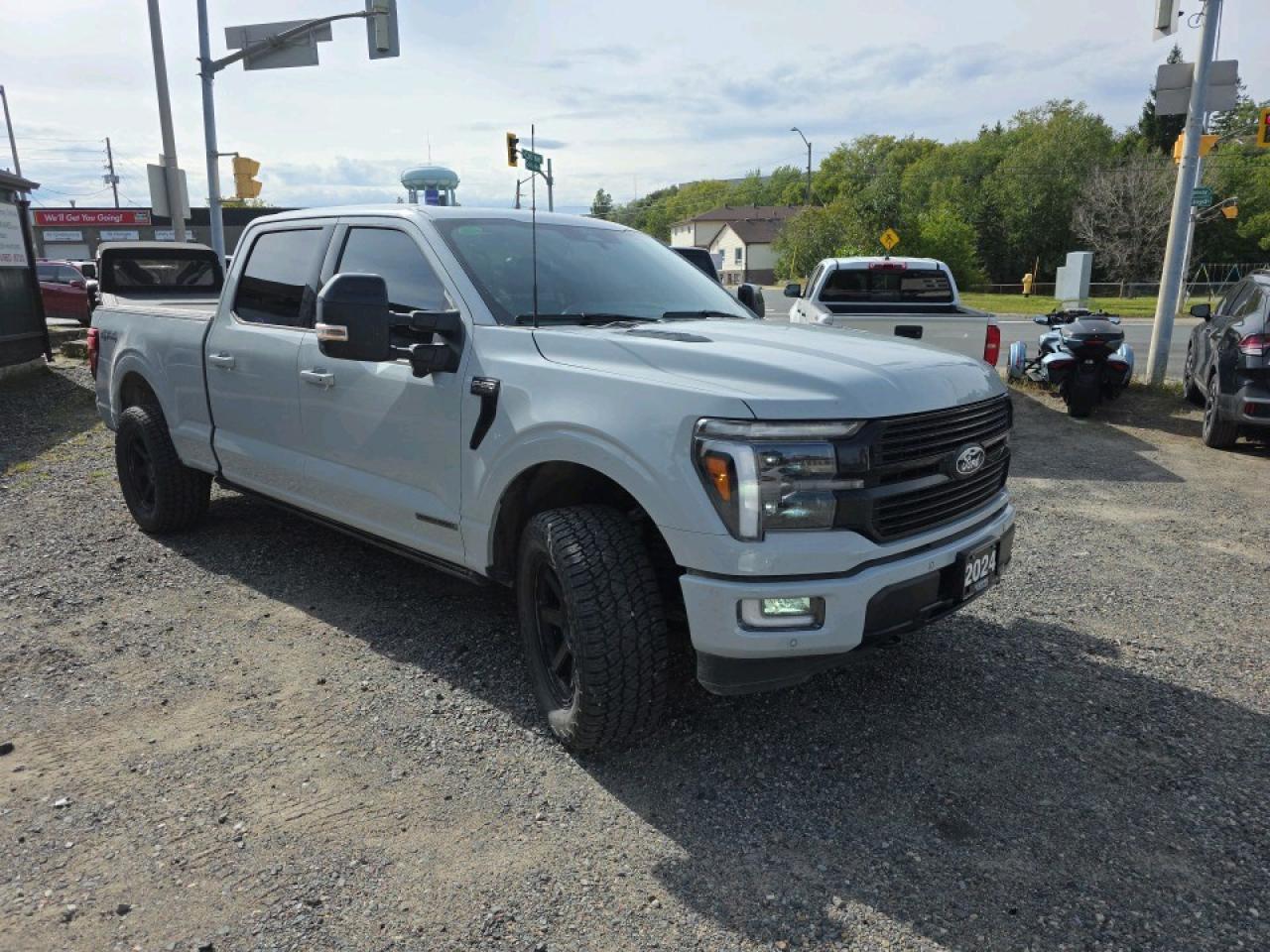 2024 Ford F-150 Platinum HYBRID POWERBOOST Photo