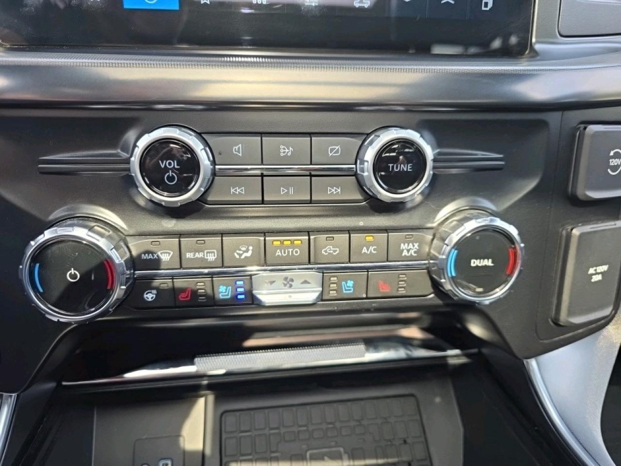 2024 Ford F-150 Platinum HYBRID POWERBOOST Photo