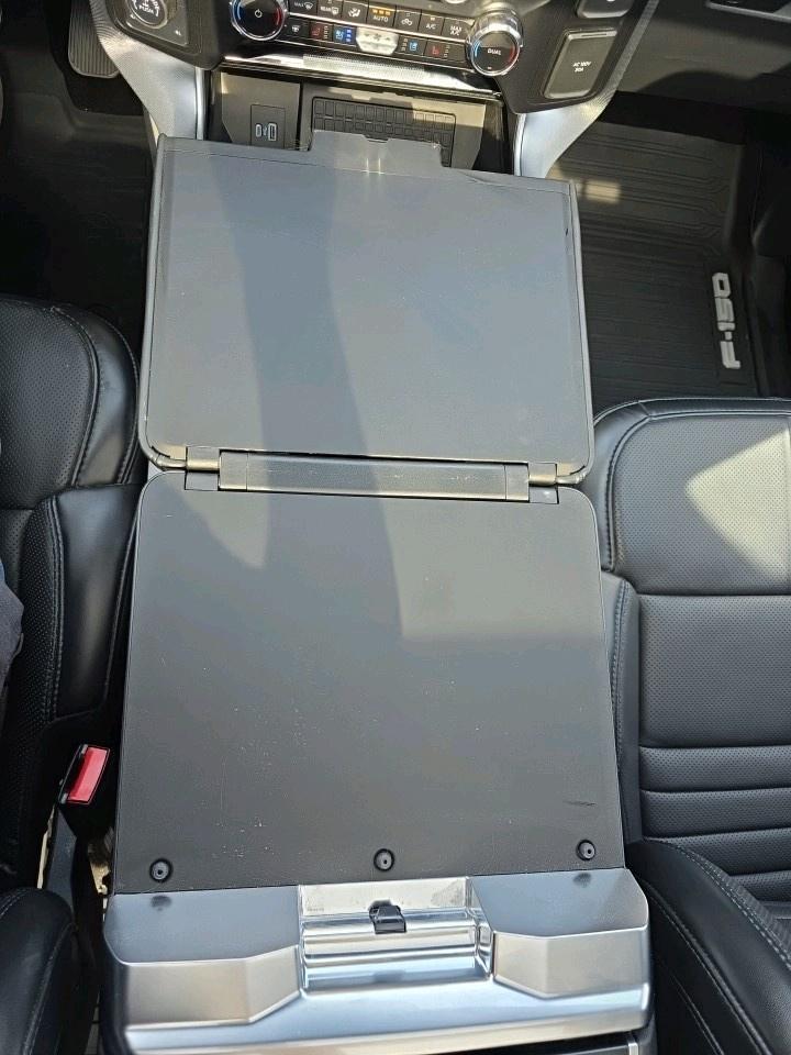 2024 Ford F-150 Platinum HYBRID POWERBOOST Photo