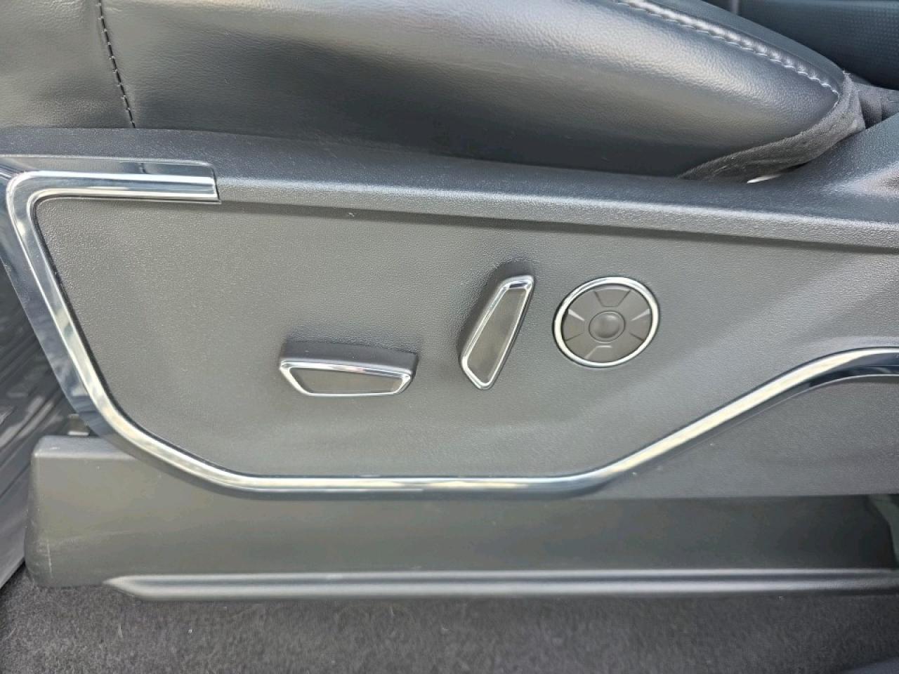 2024 Ford F-150 Platinum HYBRID POWERBOOST Photo