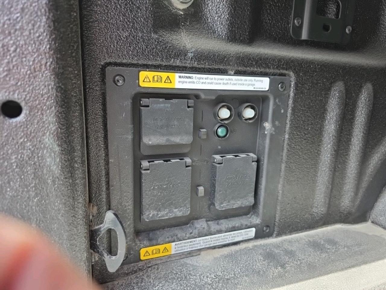 2024 Ford F-150 Platinum HYBRID POWERBOOST Photo