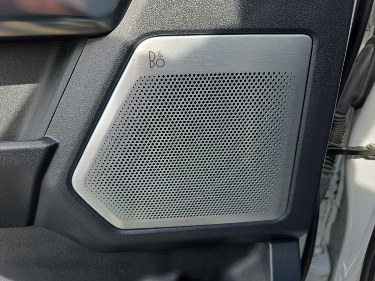 2024 Ford F-150 Platinum HYBRID POWERBOOST Photo