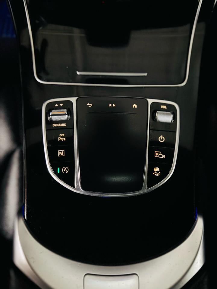 2021 Mercedes-Benz GLC 300 GLC300 4MATIC - Photo #17