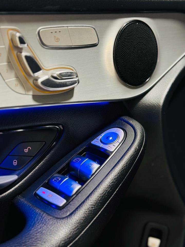 2021 Mercedes-Benz GLC 300 GLC300 4MATIC - Photo #10