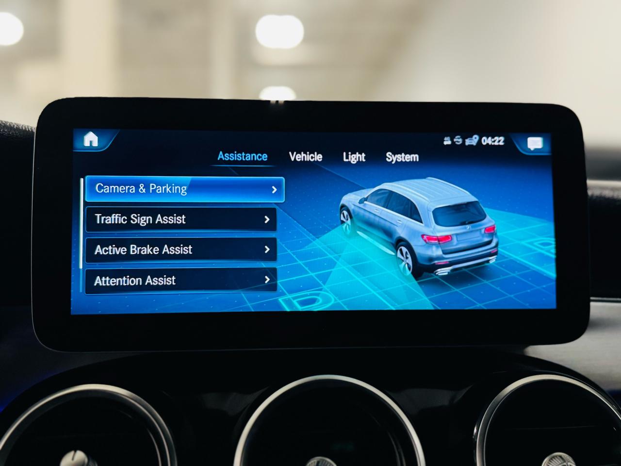 2021 Mercedes-Benz GLC 300 GLC300 4MATIC - Photo #18