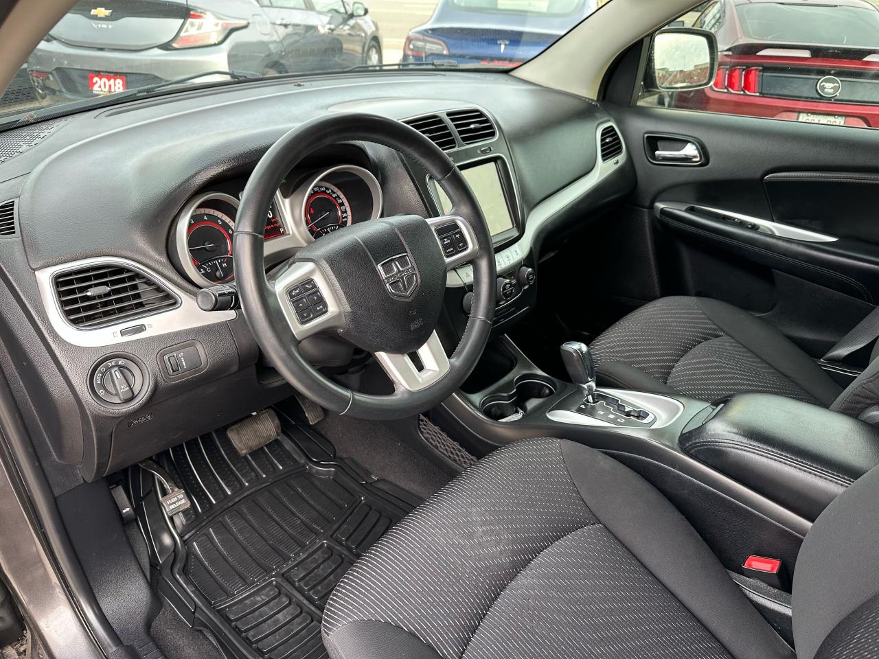 2015 Dodge Journey SXT - Photo #9