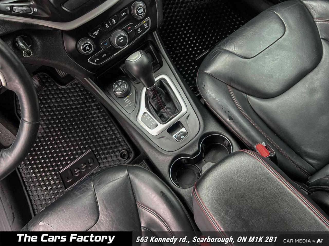 2015 Jeep Cherokee 4WD 4dr Trailhawk - Photo #17