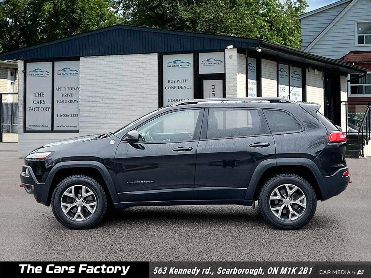 2015 Jeep Cherokee 4WD 4dr Trailhawk - Photo #3