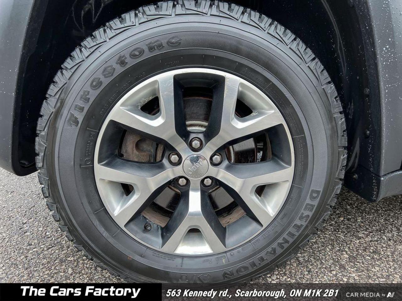 2015 Jeep Cherokee 4WD 4dr Trailhawk - Photo #6