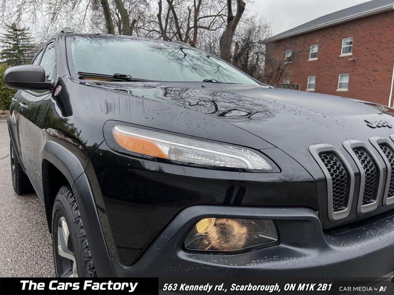 2015 Jeep Cherokee 4WD 4dr Trailhawk - Photo #8