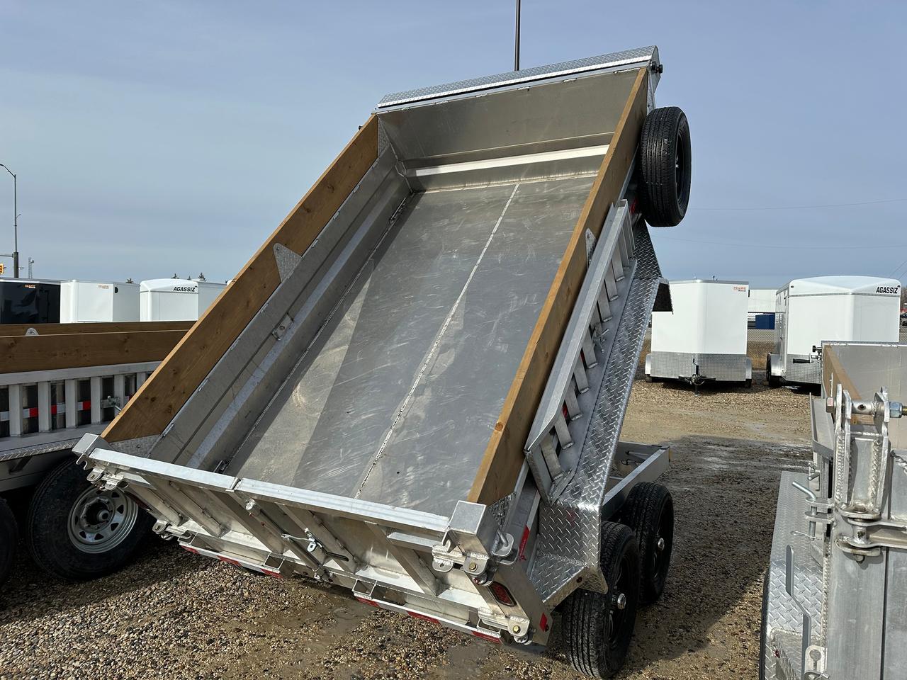 2025 Nordtek Dump 75" x 10' Nordtek Dump Trailer Photo5