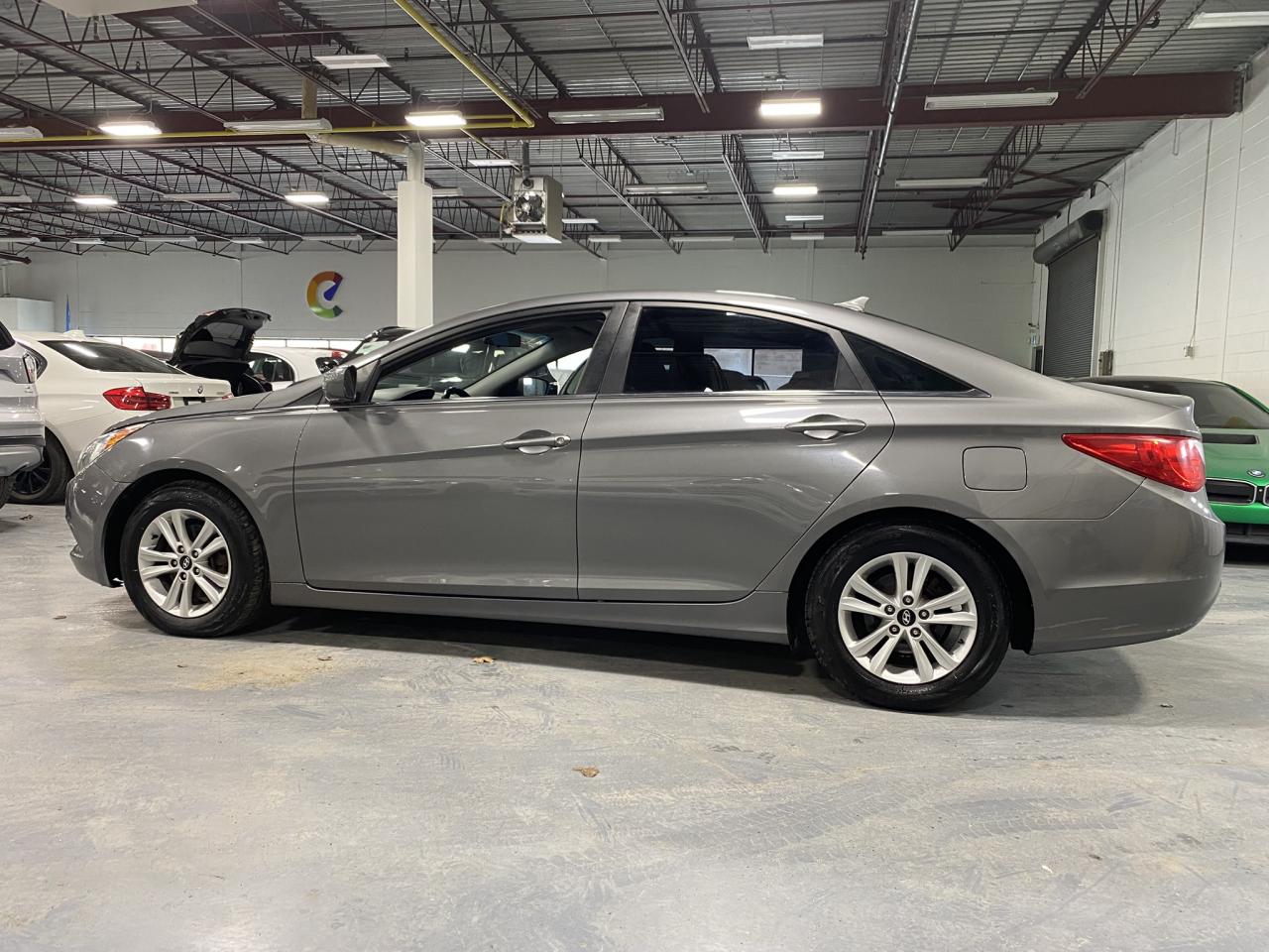 2013 Hyundai Sonata GLS - Photo #2