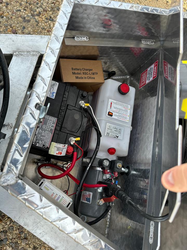 2025 Nordtek Dump 82" x 14' Nordtek Dump Trailer Photo5