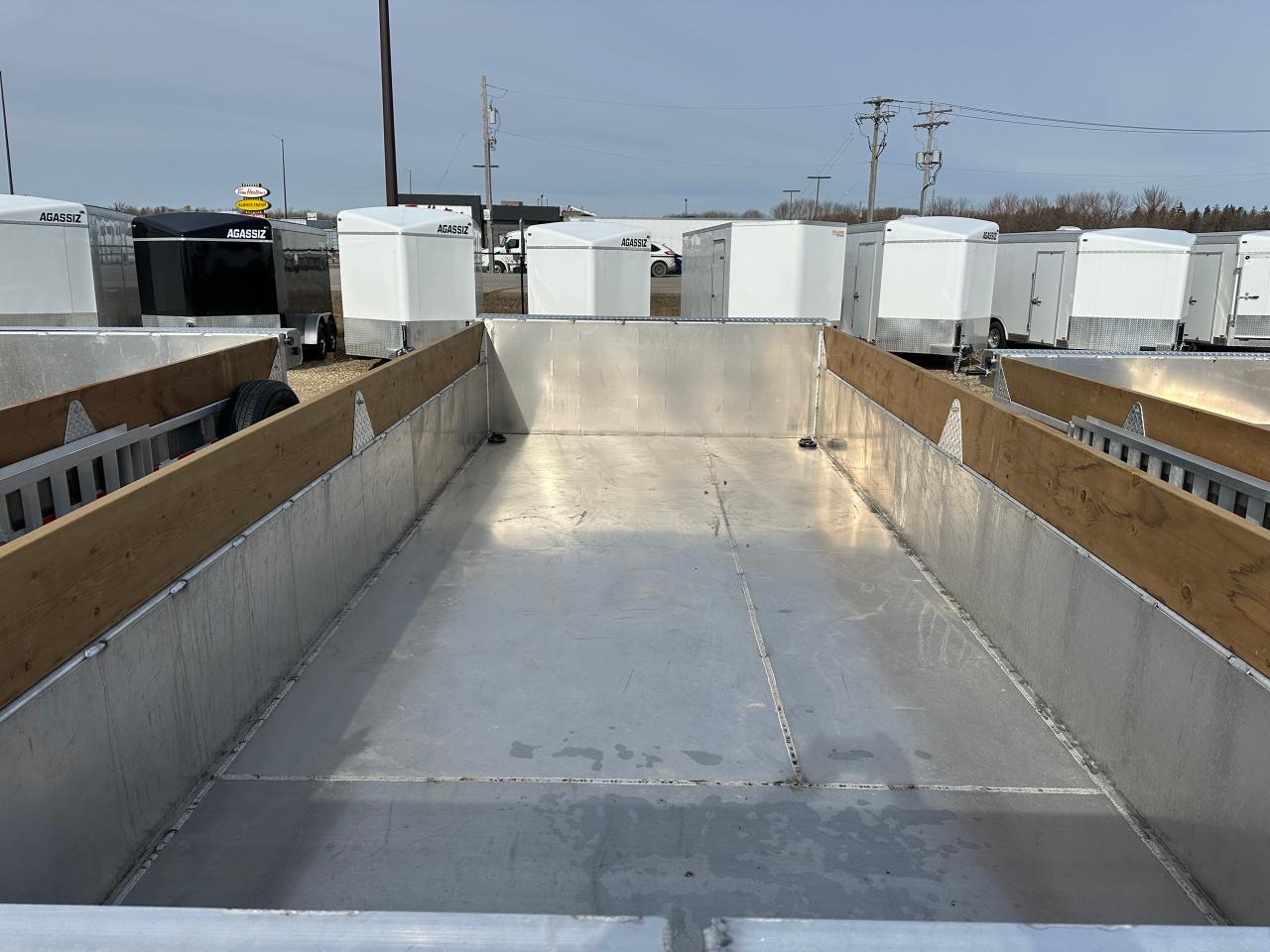 2025 Nordtek Dump Trailer 82" X 16' Triple Axle Dump Trailer Photo5