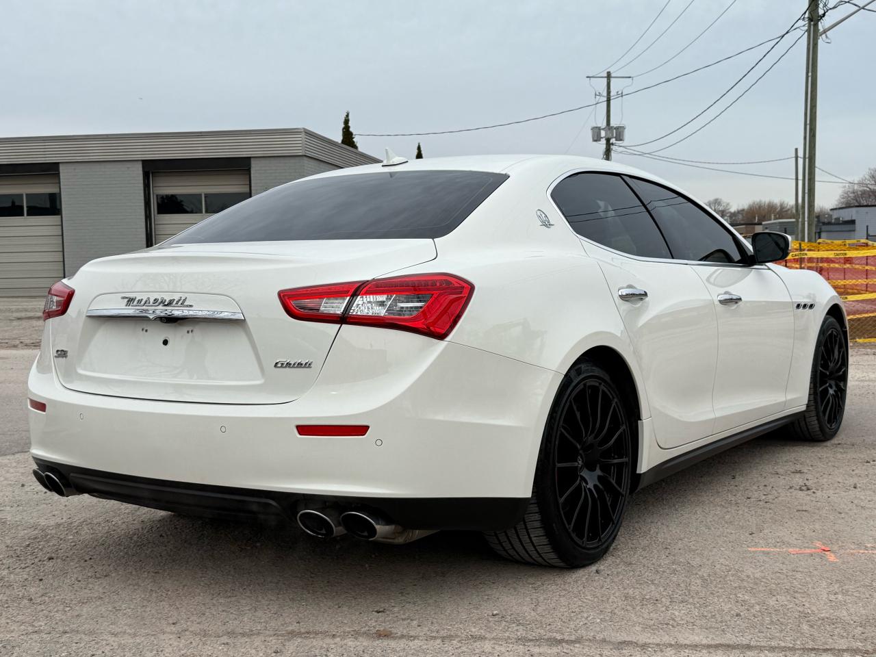 2017 Maserati Ghibli S Q4 REDSEATS|AWD|NAVI|SUNROOF - Photo #3
