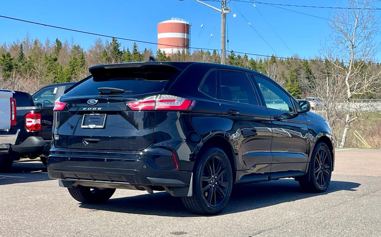 2022 Ford Edge ST LINE AWD Photo4