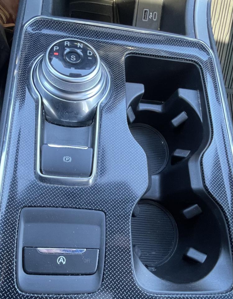 2022 Ford Edge ST LINE AWD Photo5