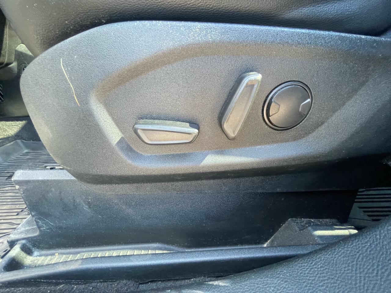2022 Ford Edge ST LINE AWD Photo5