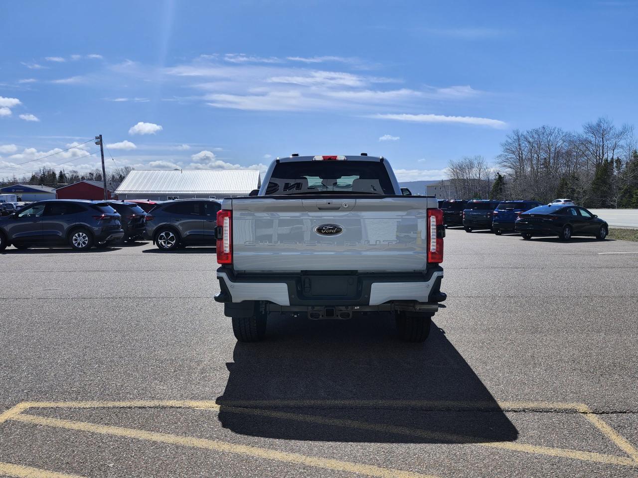 2025 Ford F-250 Super Duty SRW XLT 4WD CREW CAB 6.75' BOX Photo4