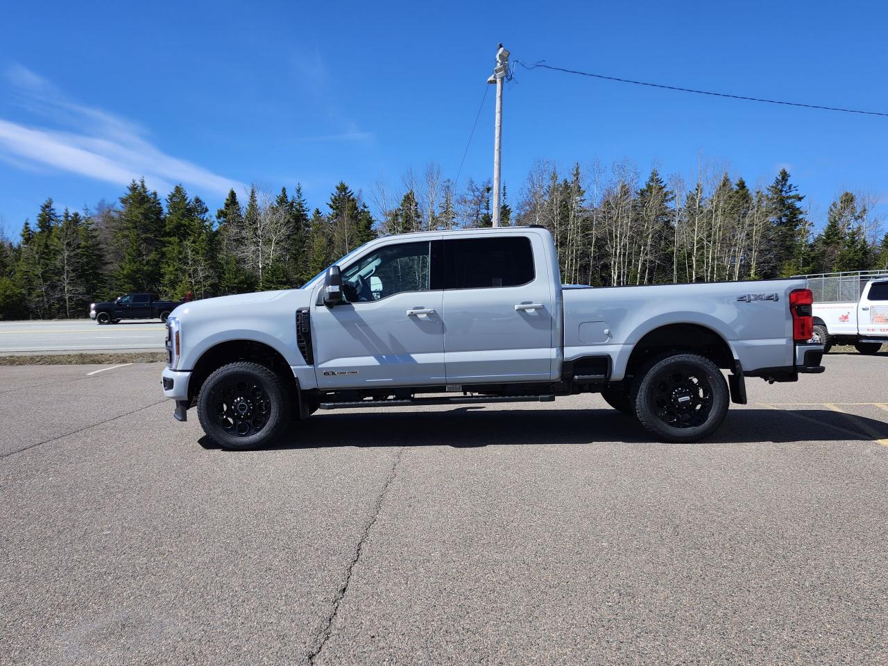 2025 Ford F-250 Super Duty SRW XLT 4WD CREW CAB 6.75' BOX Photo5