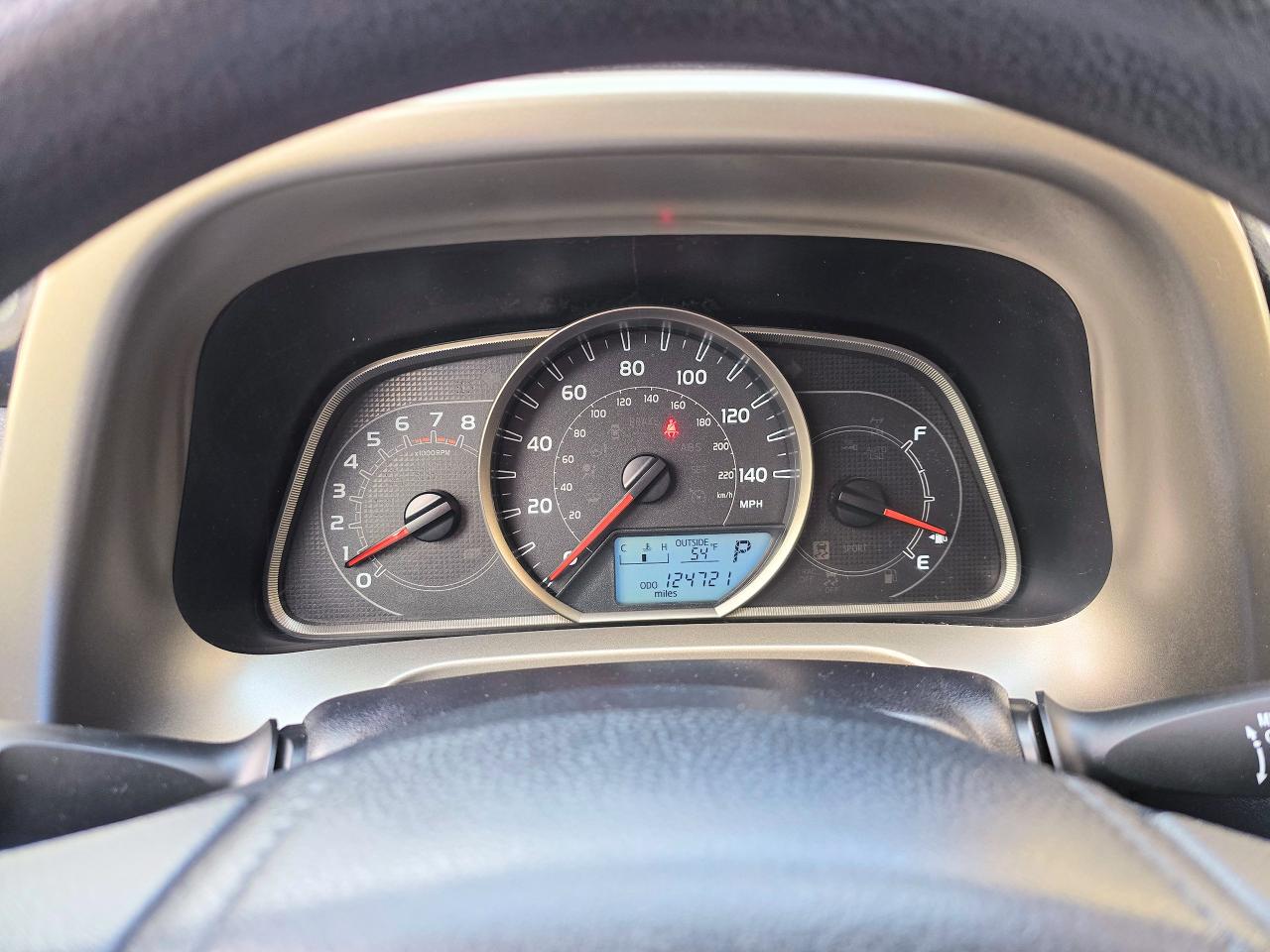 2015 Toyota RAV4 AWD 4dr LE - Photo #11