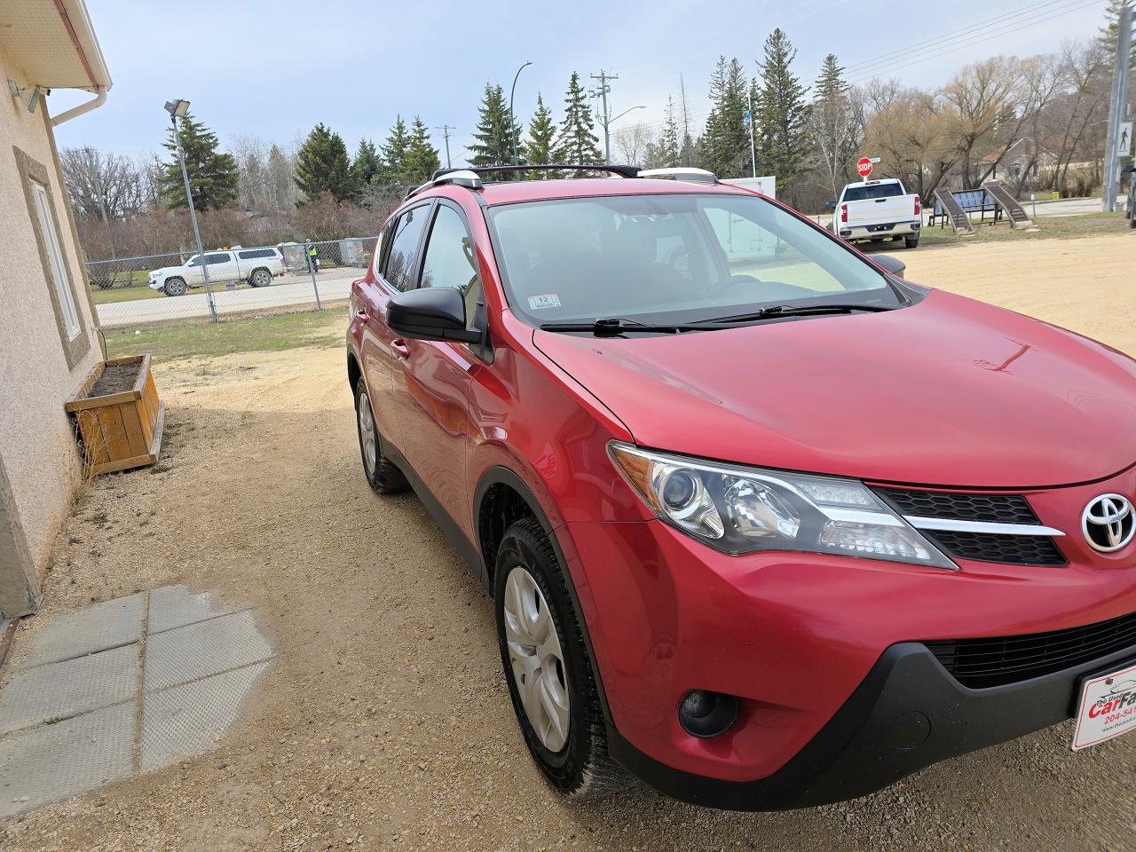 2015 Toyota RAV4 AWD 4dr LE - Photo #6