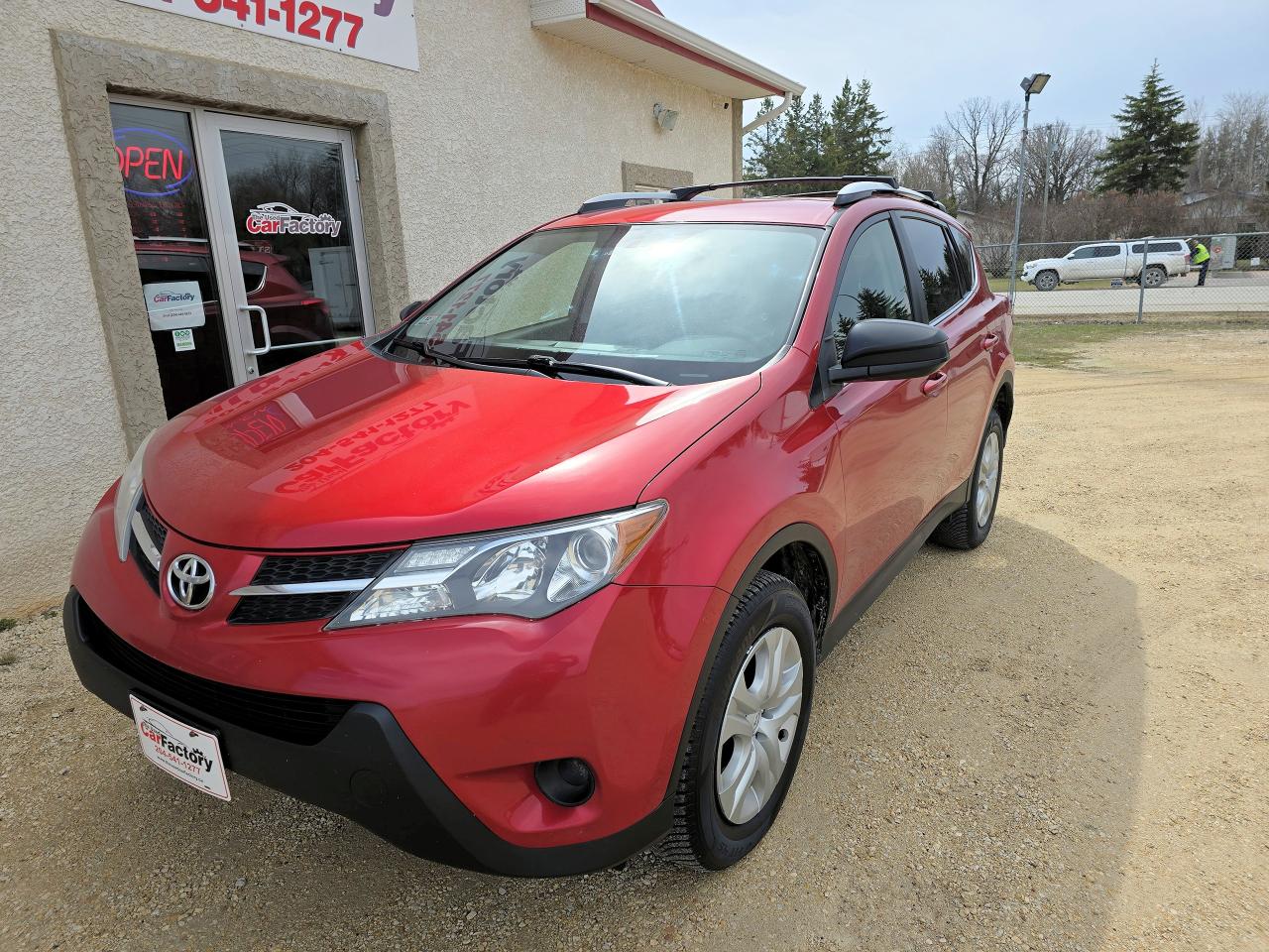 2015 Toyota RAV4 AWD 4dr LE - Photo #2