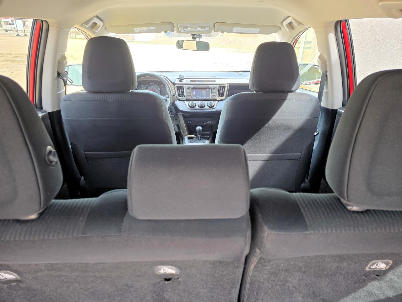 2015 Toyota RAV4 AWD 4dr LE - Photo #22
