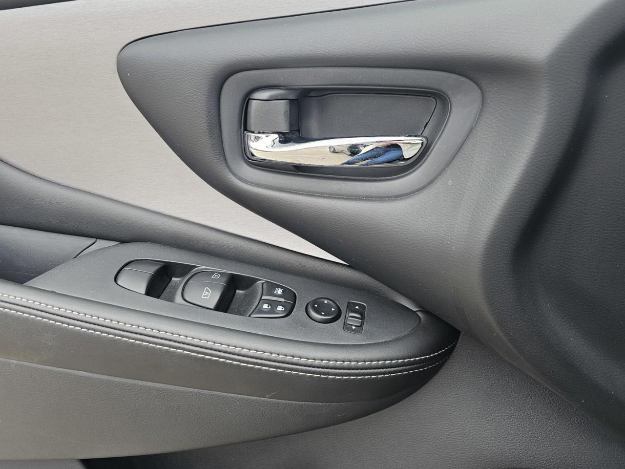 2021 Nissan Murano SV AWD Only 38,000KM - Photo #12