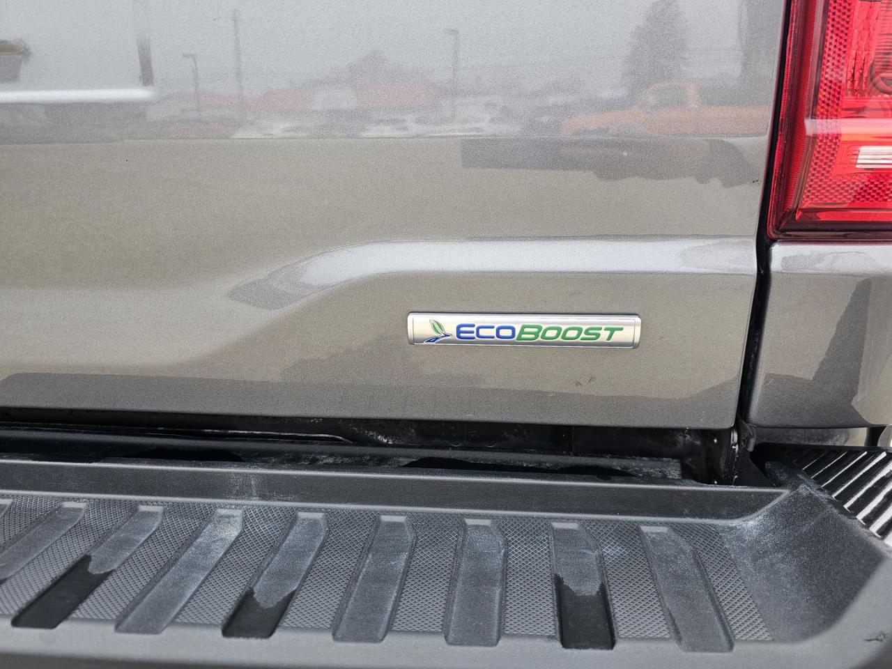 12373902