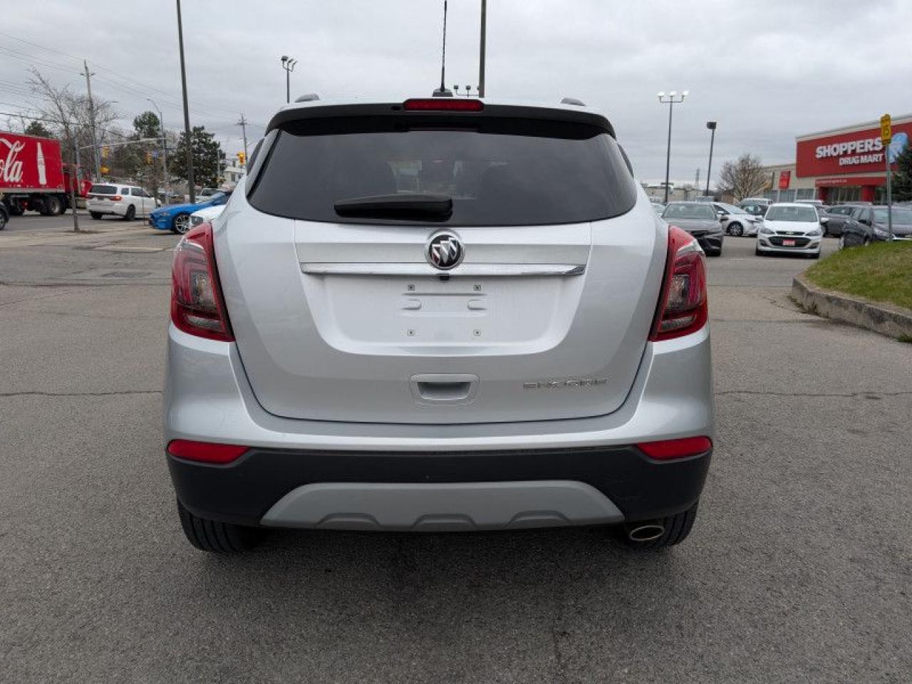 2021 Buick Encore Preferred  **LOW MILEAGE** Photo3