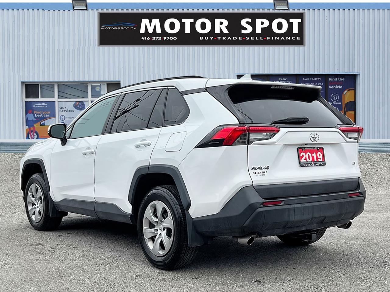 2019 Toyota RAV4 LE - Photo #4