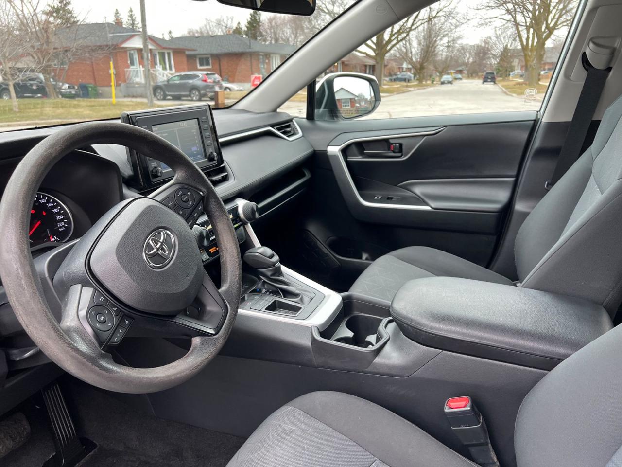 2019 Toyota RAV4 LE - Photo #20