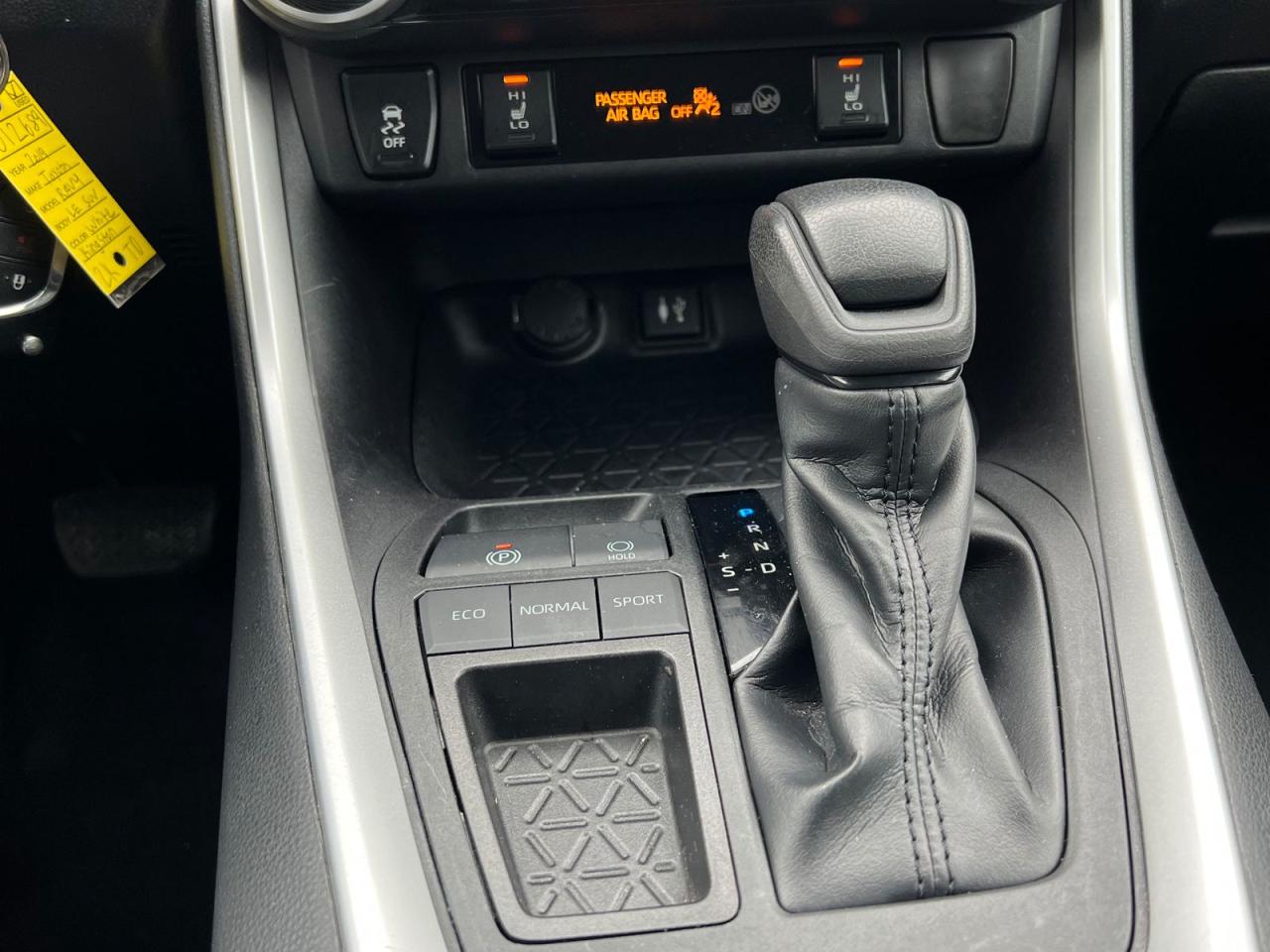 2019 Toyota RAV4 LE - Photo #25
