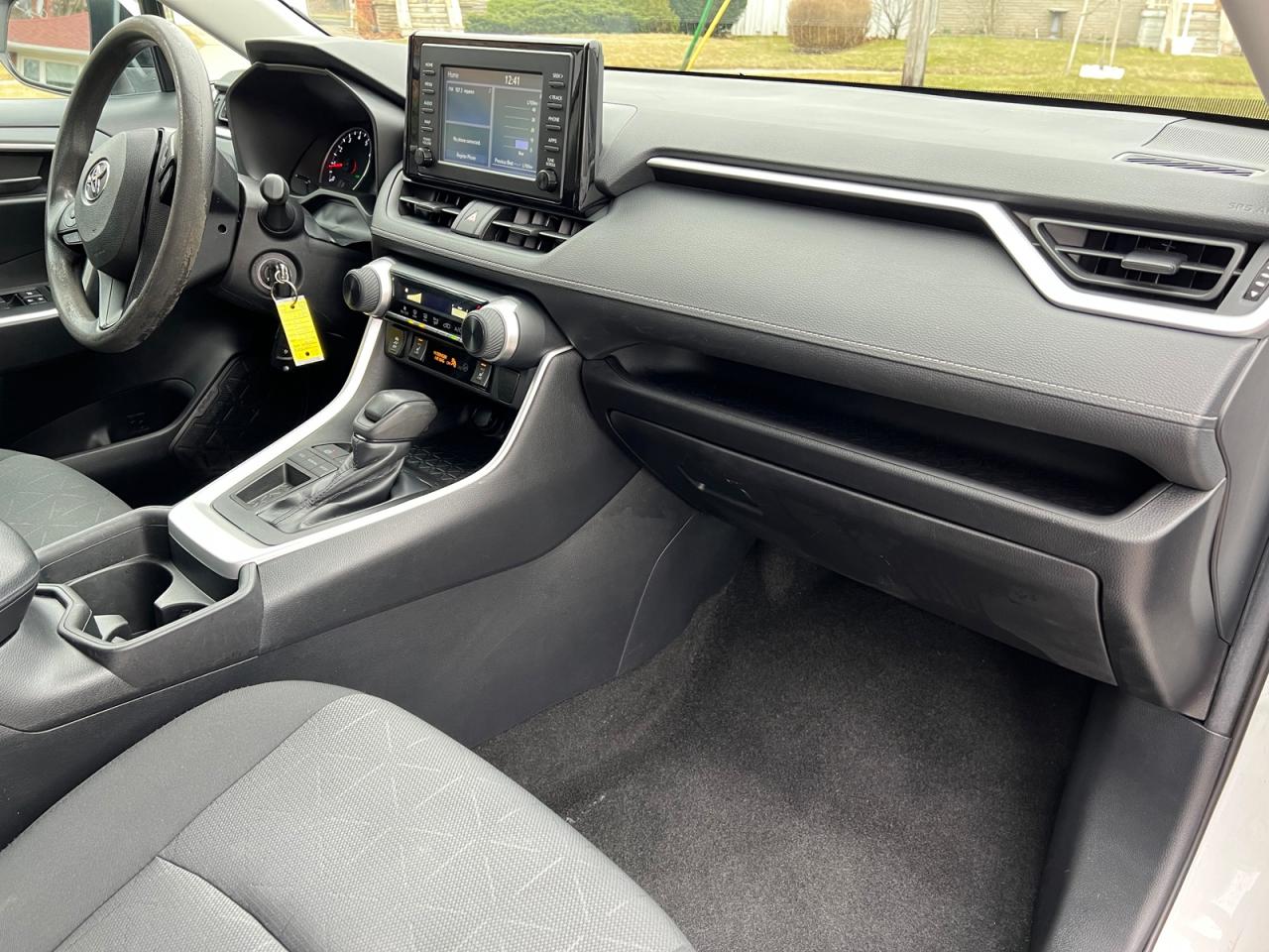 2019 Toyota RAV4 LE - Photo #10